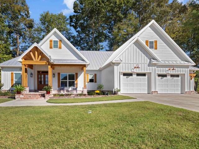 57 Iveon Clay Rd, Pangburn, AR 72121