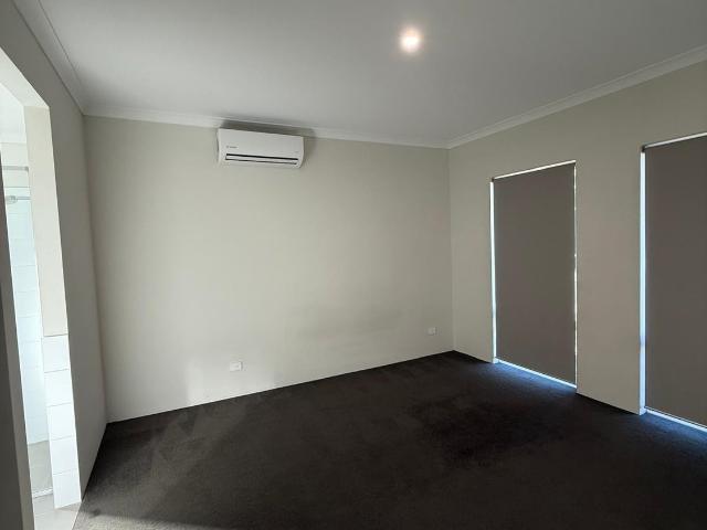 57 Ladybower VistaAveley WA 6069, Australia