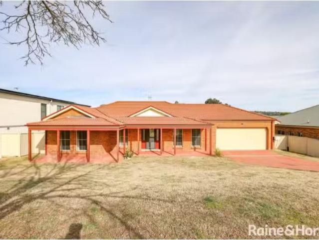 57 Lavelle Street, BATHURST House for rent Listed by Rental I.
