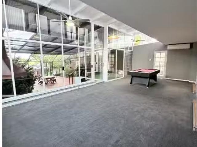 57 Mc Nabb Crescent, GRIFFITH House for rent Listed by Isabel.