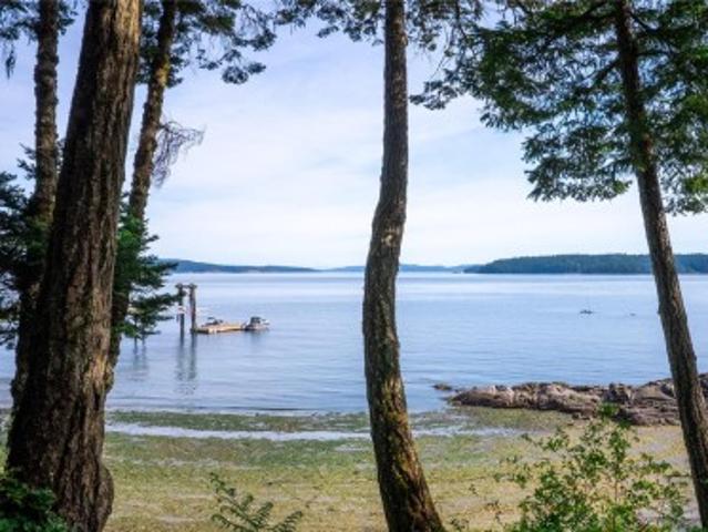 57 Mckenzie Cres, Piers Island, BC, V8L 5Y7 Luxury House for sale | Listing ID 1034 | Royal LePage Carriage Trade Luxury Properties