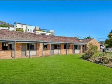 57 Masons Parade, Point Frederick Apartment for rent Listed b.