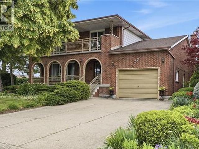 57 Neil Avenue, Stoney Creek, ON, L8G 2N1 house for sale | Listing ID 40858 | Royal LePage