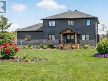 57 Paul A. Bertrand Drive, Mcnab/Braeside, ON, K7S 3G8 house for sale | Listing ID X12987 | Royal LePage