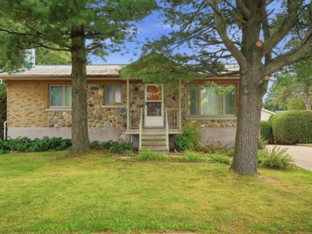 57 Rue F X Garneau, Beloeil, QC, J3G 3G3 house for sale | Listing ID 22260 | Royal LePage