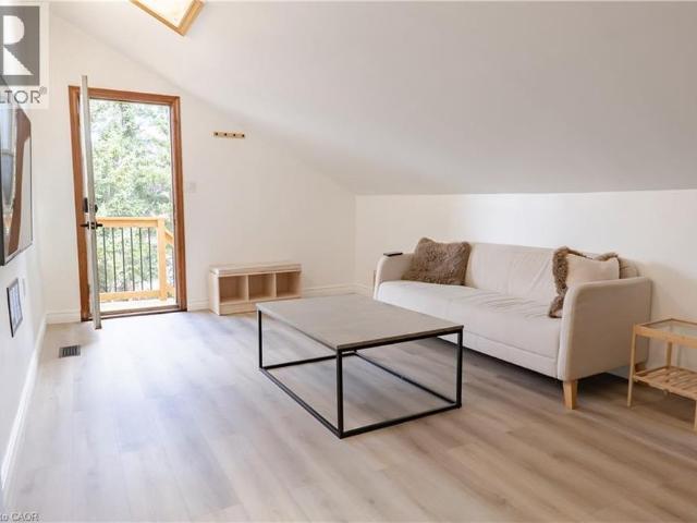 57 RUPERT Court Unit# Upper, Hamilton, Ontario, L8W2Y8