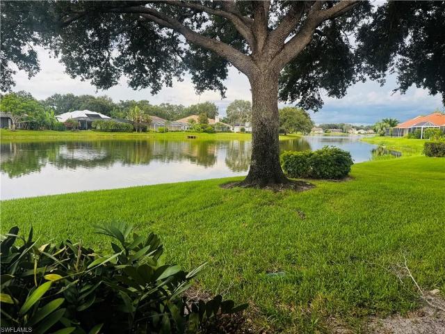 57 Silver Oaks Cir Unit 13103, Naples, US, FL