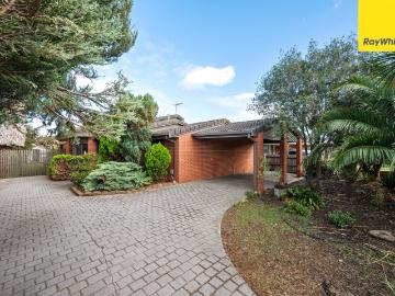 57 Smoult Drive, Kurunjang VIC 3337 House For Rent | Domain