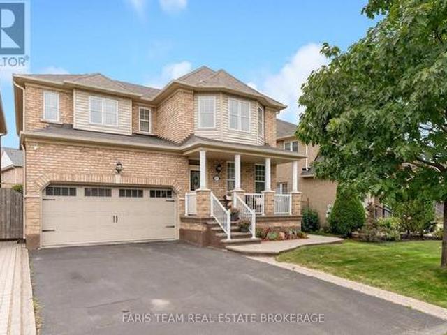 57 Spotted Owl Crescent, Brampton, ON, L7A 0K1 house for sale | Listing ID W13853 | Royal LePage