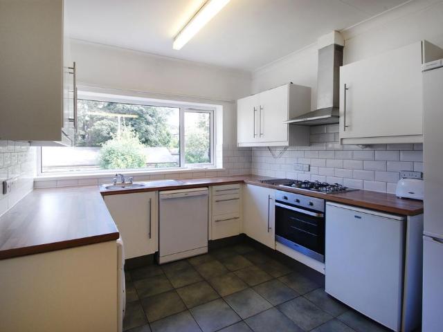 57a Norfolk Road, city centre 1 bed in a house share to rent £412 pcm £95 pw