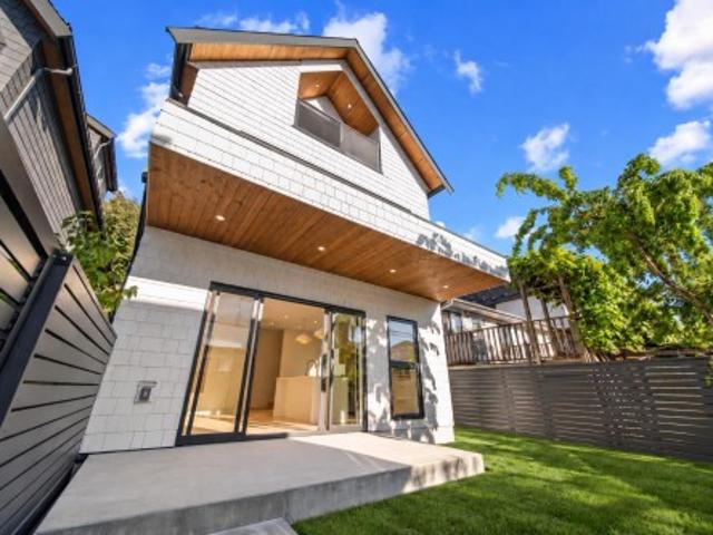 5407 Wales Street, Vancouver, BC, V5R 3M9 duplex for sale | Listing ID R3163 | Royal LePage