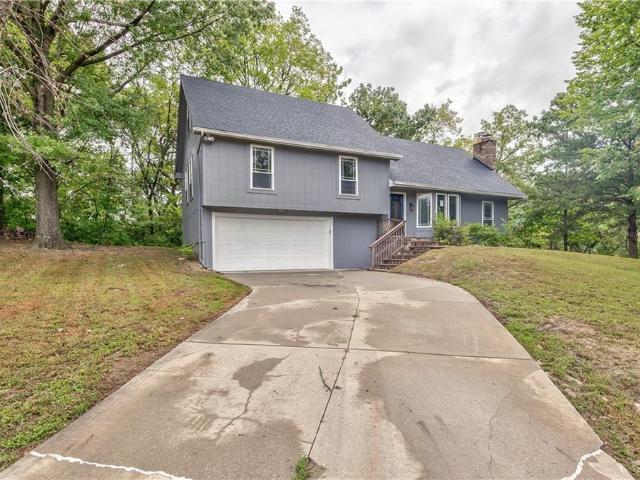 5409 NW Fox Hill Road