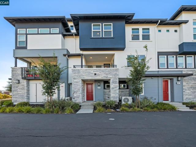 5400 Central Pkwy E