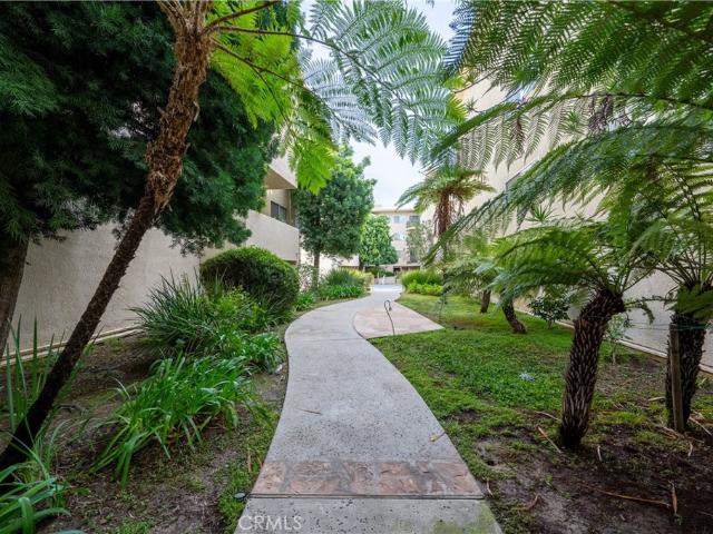 5400 Lindley Ave, Unit 221, Encino, CA 91316 | MLS #GD26035