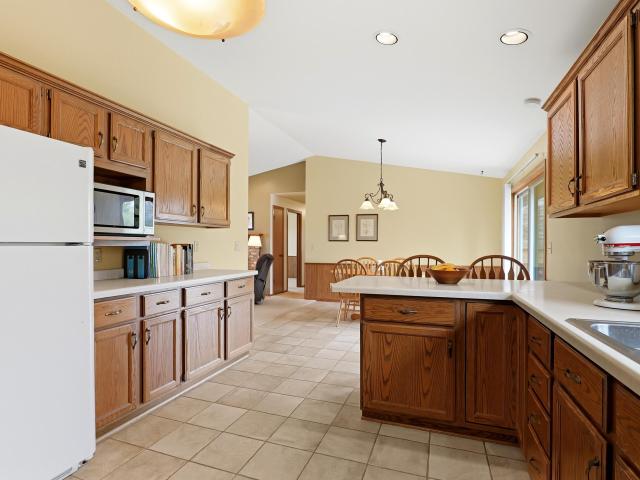 540 Cardinal Ln