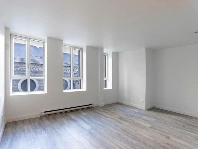 540 Charest Est — Loft