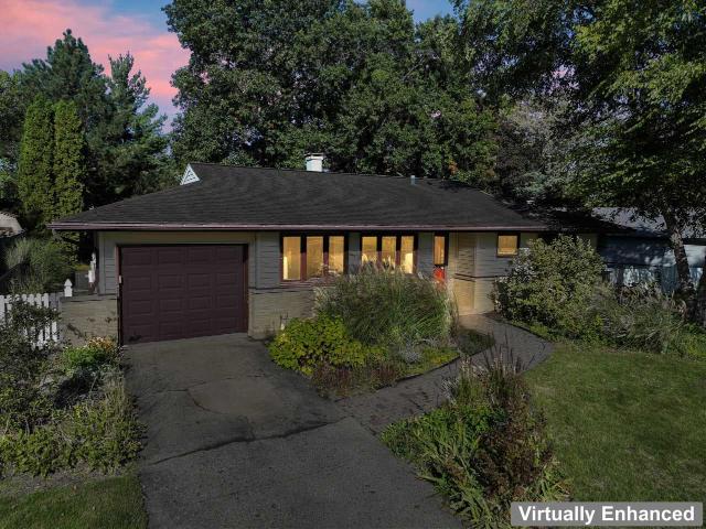 540 Edgewood Lane