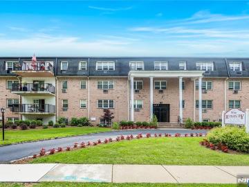 540 Fairview # 102