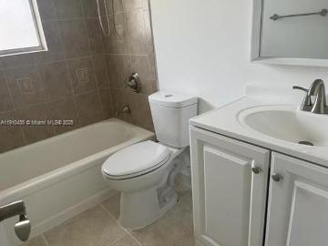 540 SE 2nd Ave, Unit J3, Deerfield Beach, FL 33441 | MLS #A11910