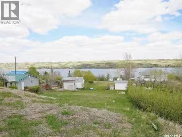 540 Richard Drive, Buffalo Pound Lake, SK, S0H 2X0 vacant la.