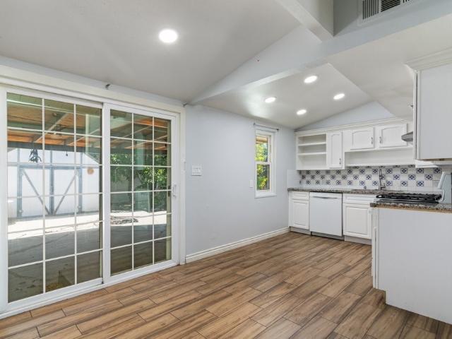 5416 Sunnyside