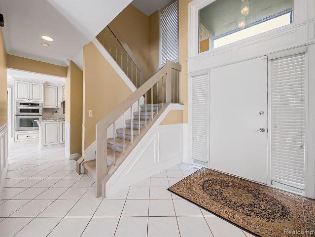 5412 Kingsway Court