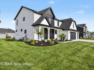 5412 Red Tail Lane