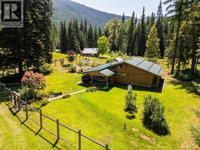 541 Bear Road, Salmo, BC, V0G 1Z0 house for sale | Listing ID 10398 | Royal LePage