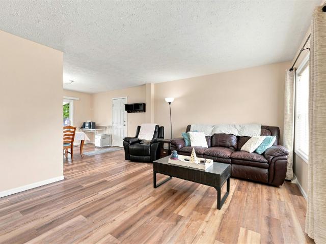54241 Ridgeview Circle