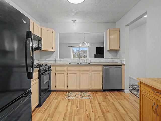 5423 Rivertown Circle