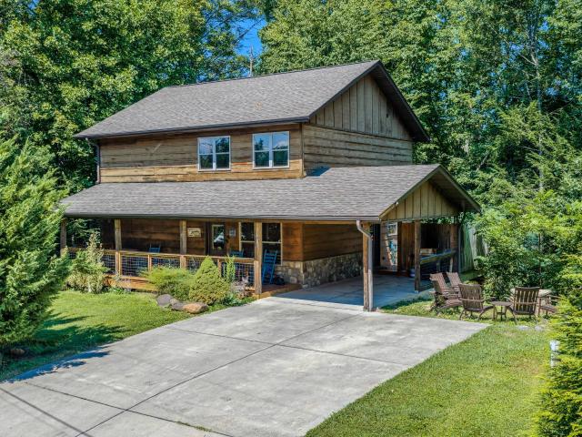 542 Johnson Lane