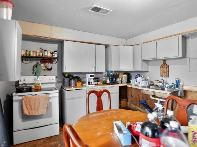 542 W Main Street
