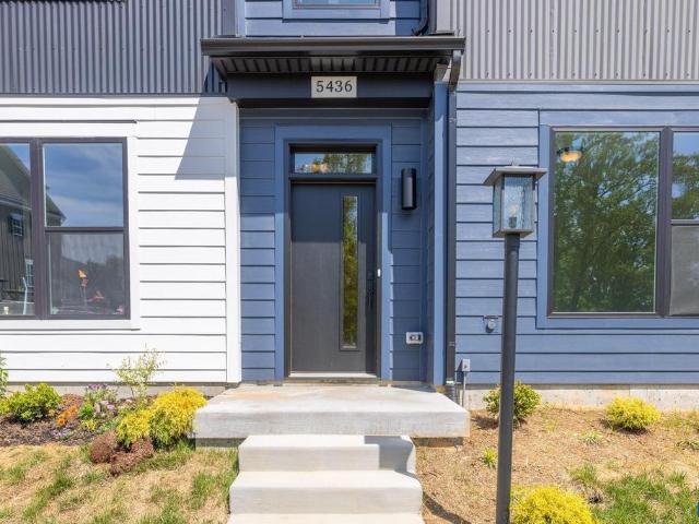 5436 Golf Dr