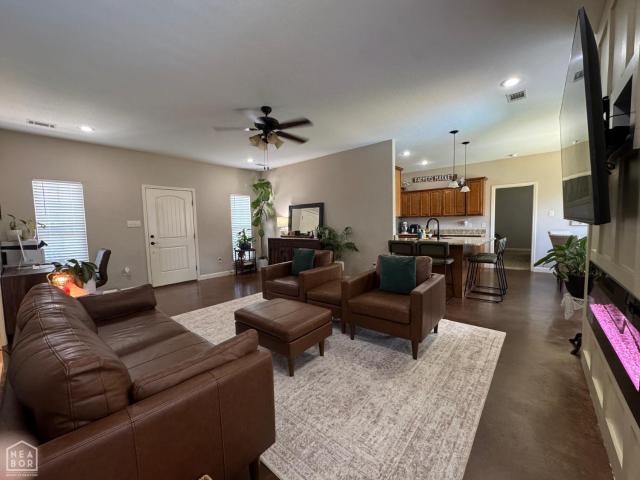 5430 Chateau Drive