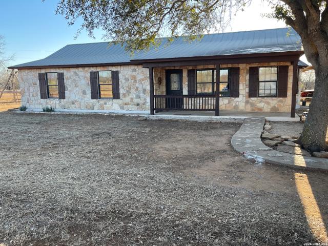 5431 Highway 173, Devine, TX 78016 | MLS #1938