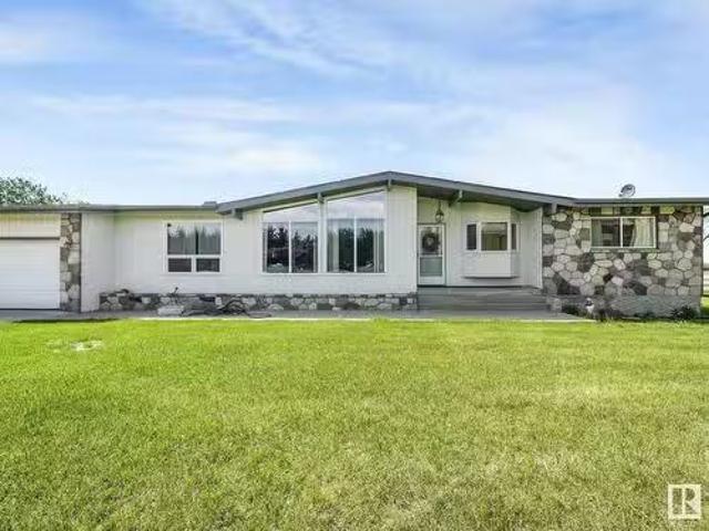 54320 Hwy 2, Rural Sturgeon County, AB, T8T 1T1 commercial f.