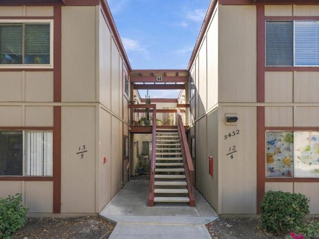 5432 Adobe Falls 12