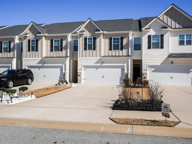 5432 Thrasher Lane