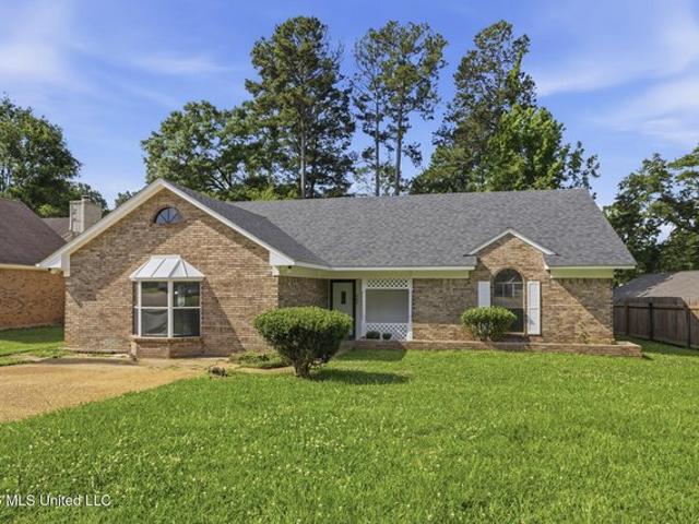 543 Birdie Dr, Byram, MS 39272