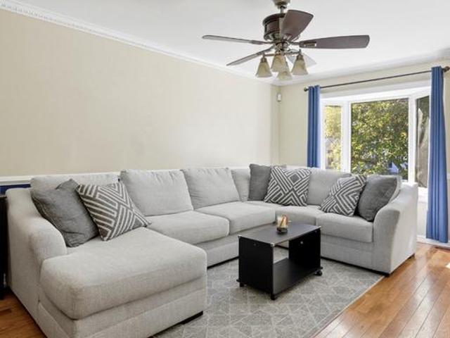 543 Brighton Place