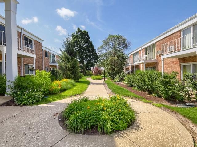 543 Burlington Avenue # 212
