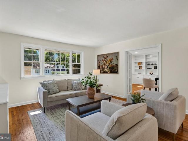 543 Midland Avenue