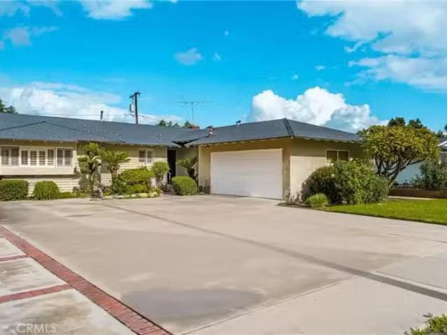 543 N CENTURY DR, ANAHEIM, CA 92805