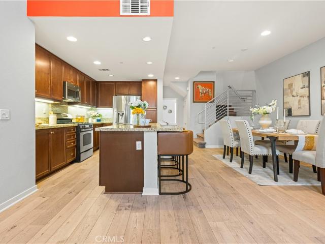 543 Rockefeller