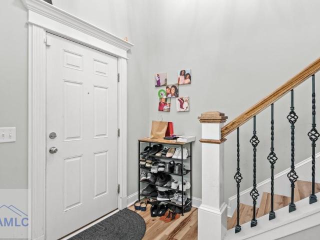 543 Thorp Circle