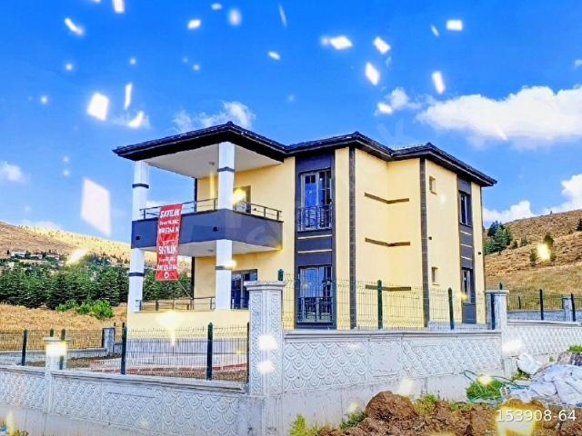 543M2 BAHÇELİ 4+1 180M2 YAYLALIK DUBLEKS VİLLA