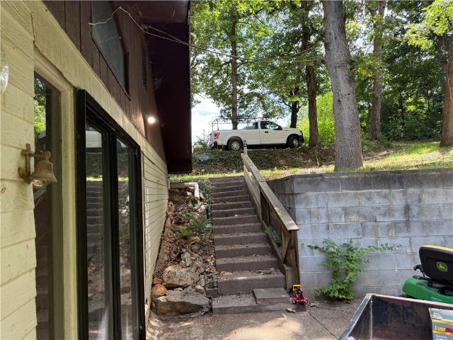 5448 Lariat Lane