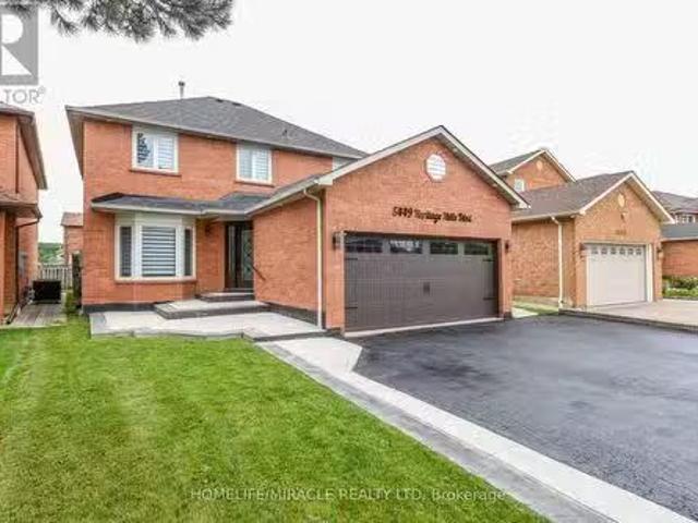 5449 Heritage Hills Boulevard, Mississauga, ON, L5R 2H4 hous.