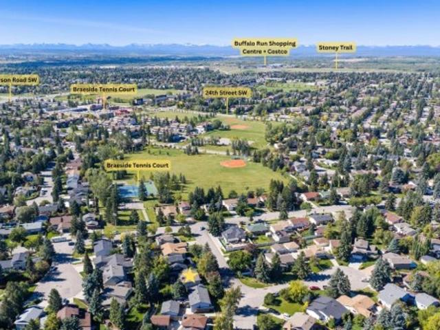 544 Brookmere Crescent Sw, Calgary, AB, T2W 2R4 house for sale | Listing ID A2334 | Royal LePage