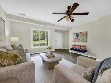 544 Kenton Drive